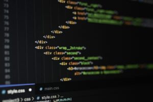 HTML